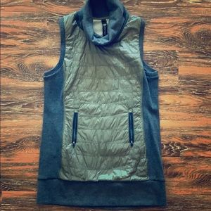 Sleeveless athletic tunic
